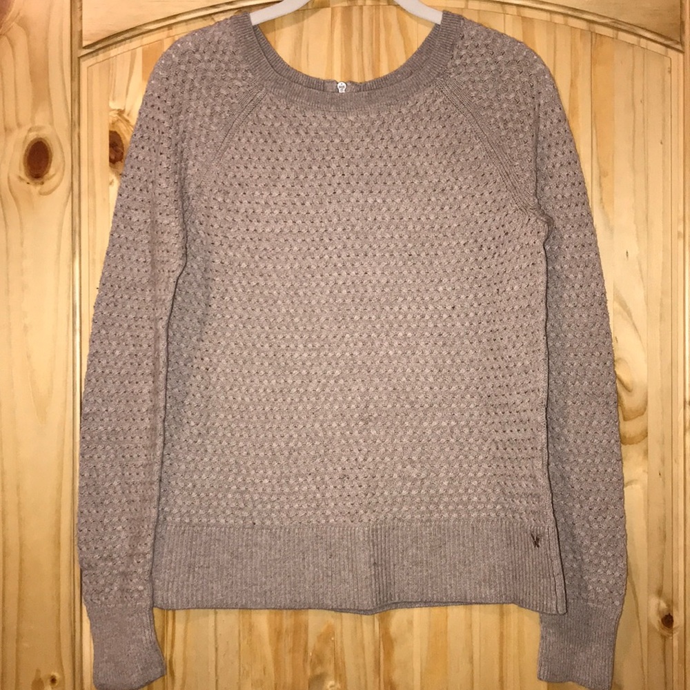 American Eagle beige knit sweater